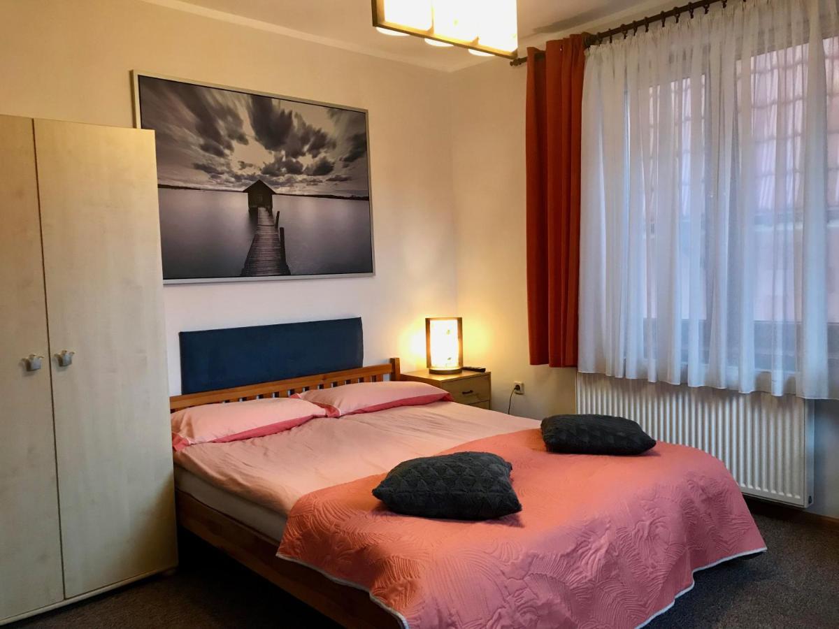 Jola Pokoje Goscinne Rewal Exteriör bild
